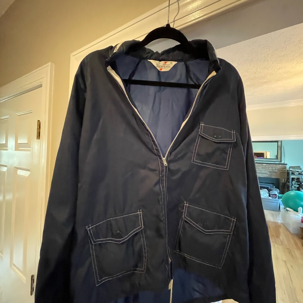 Vintage Men's Navy Hooded Windbreaker